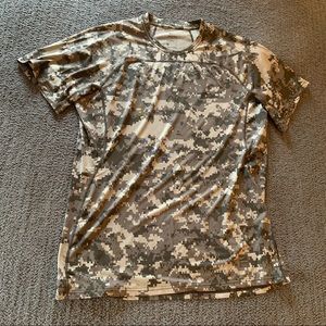 Men’s Digi Camo Nike Pro T-shirt